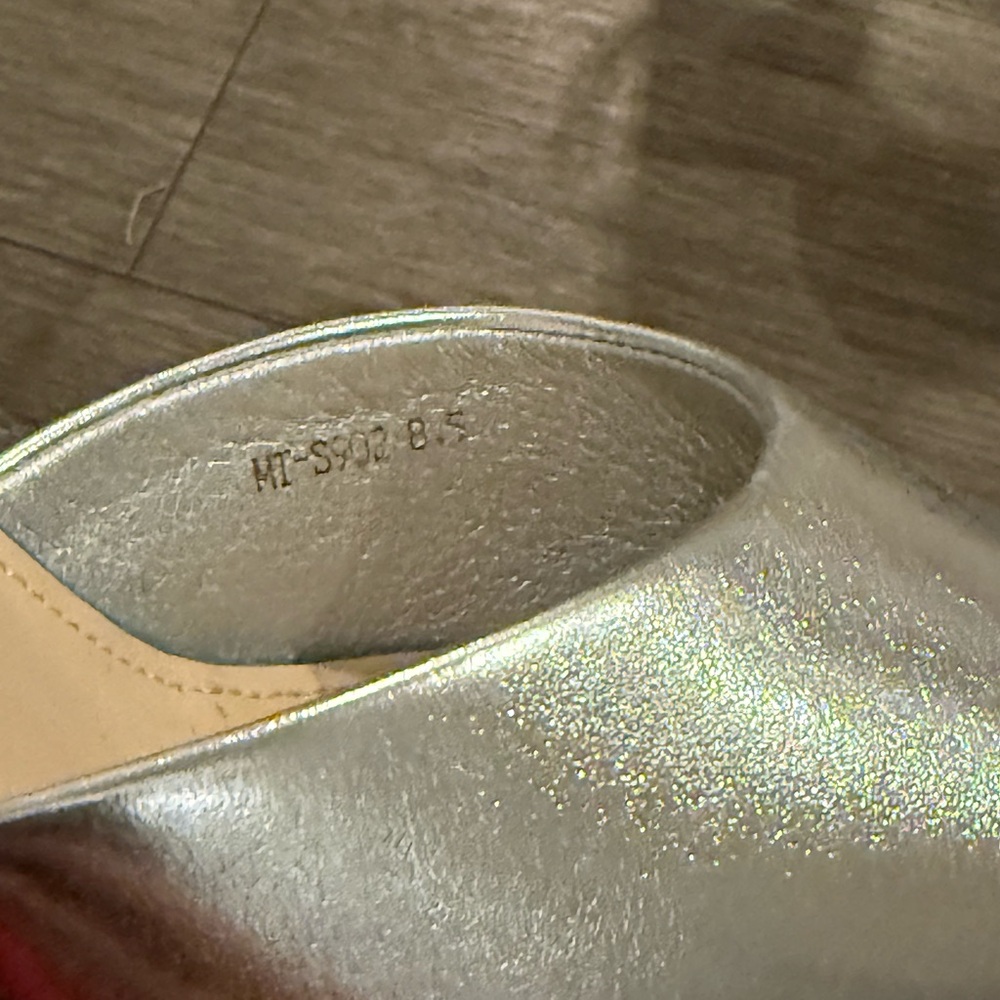 Source Unknown Metallic Silver Platform Sandals - image 3